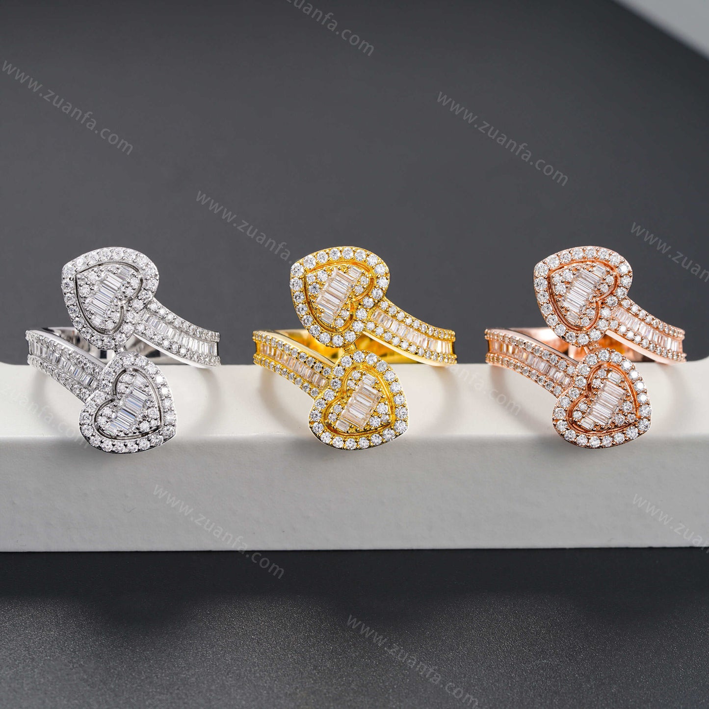 Iced Out Fashion Hip Hop High Quality Heart Moissanite Ring