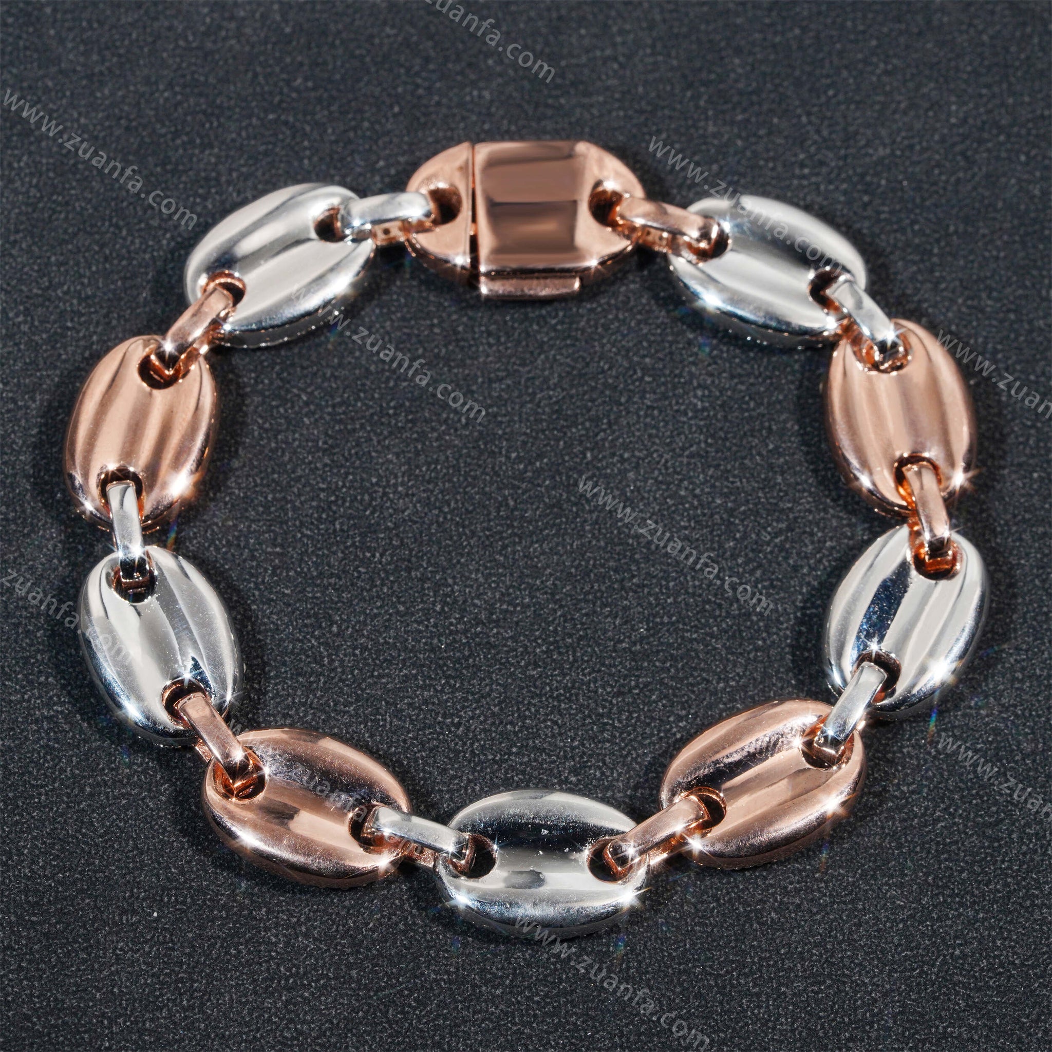 MoissaniteBracelet_4_2048x.jpg