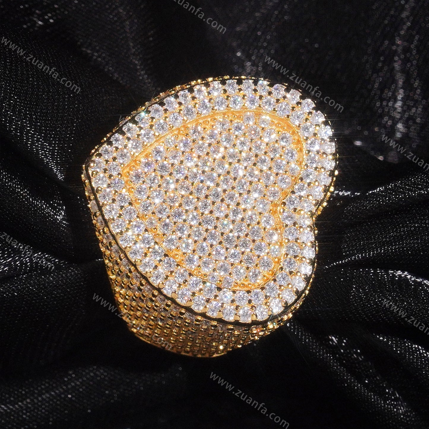 Hip Hop Moissanite Heart Ring