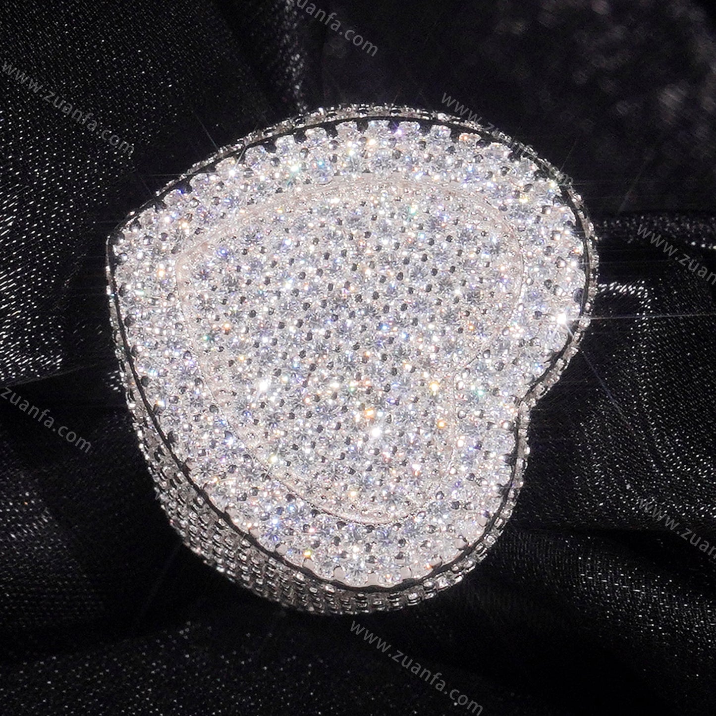 Hip Hop Moissanite Heart Ring