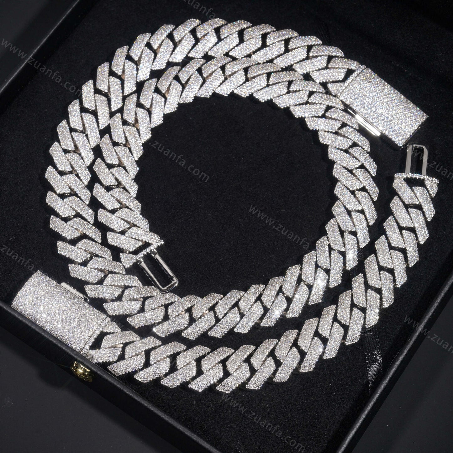 Four Row Diamond 18MM Cuban Link Chain